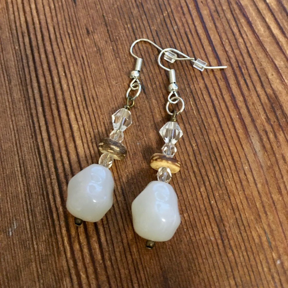 Beach Boho Ready Summer Dangle Earrings - Picture 1 of 3